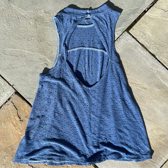 Blue American Eagle Cut Out Top - Picture 3 of 5